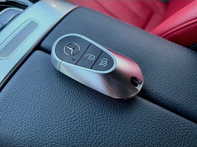 Certified 2024 Mercedes-Benz CLE 300 4MATIC Cabriolet image 35