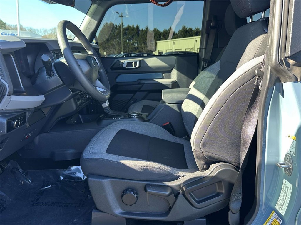 Used 2023 Ford Bronco 2-Door w/ Sasquatch Package image 4