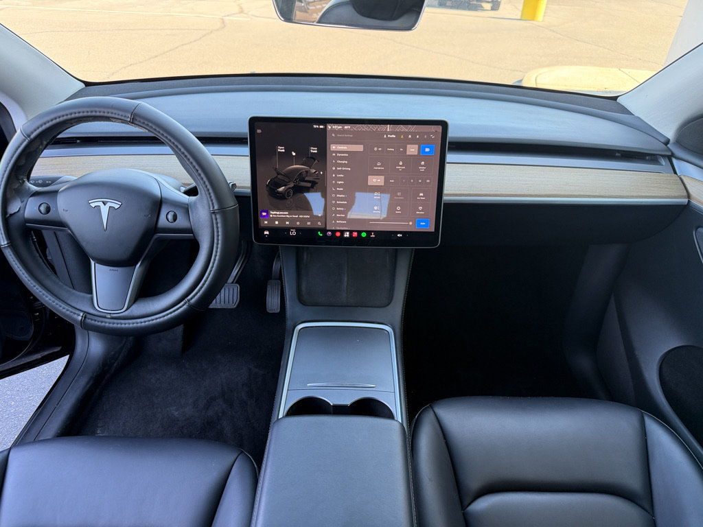Used 2023 Tesla Model Y Long Range AWD/4WD image 25
