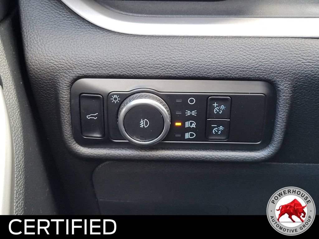 Certified 2024 Ford Explorer XLT w/ Equipment Group 202A RWD image 28