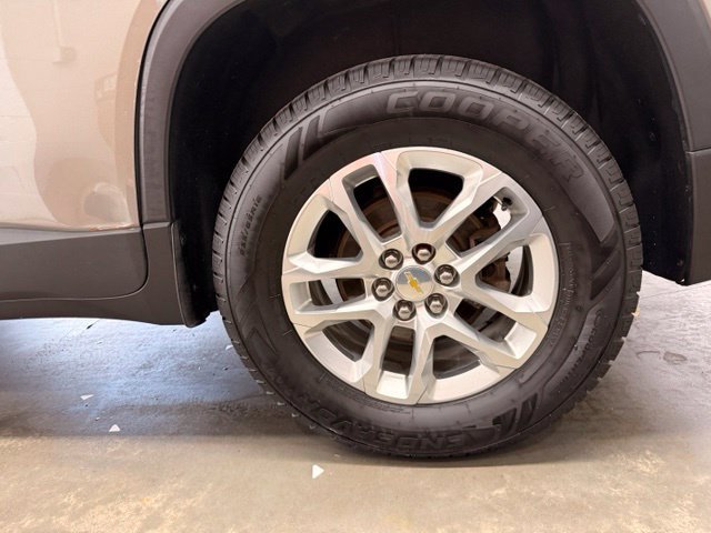 Used 2019 Chevrolet Traverse LT FWD image 5