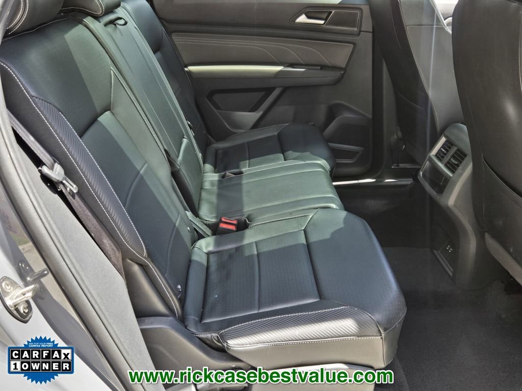 Used 2022 Volkswagen Atlas Cross Sport SE image 17