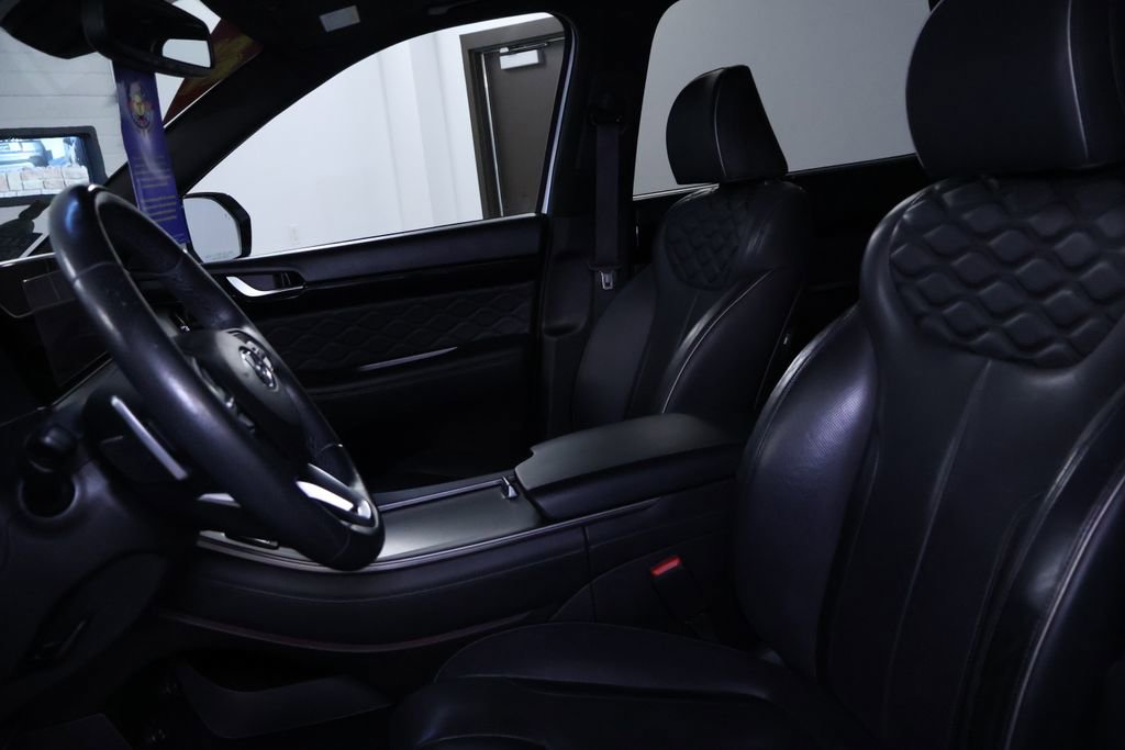 Used 2022 Hyundai Palisade Calligraphy image 15