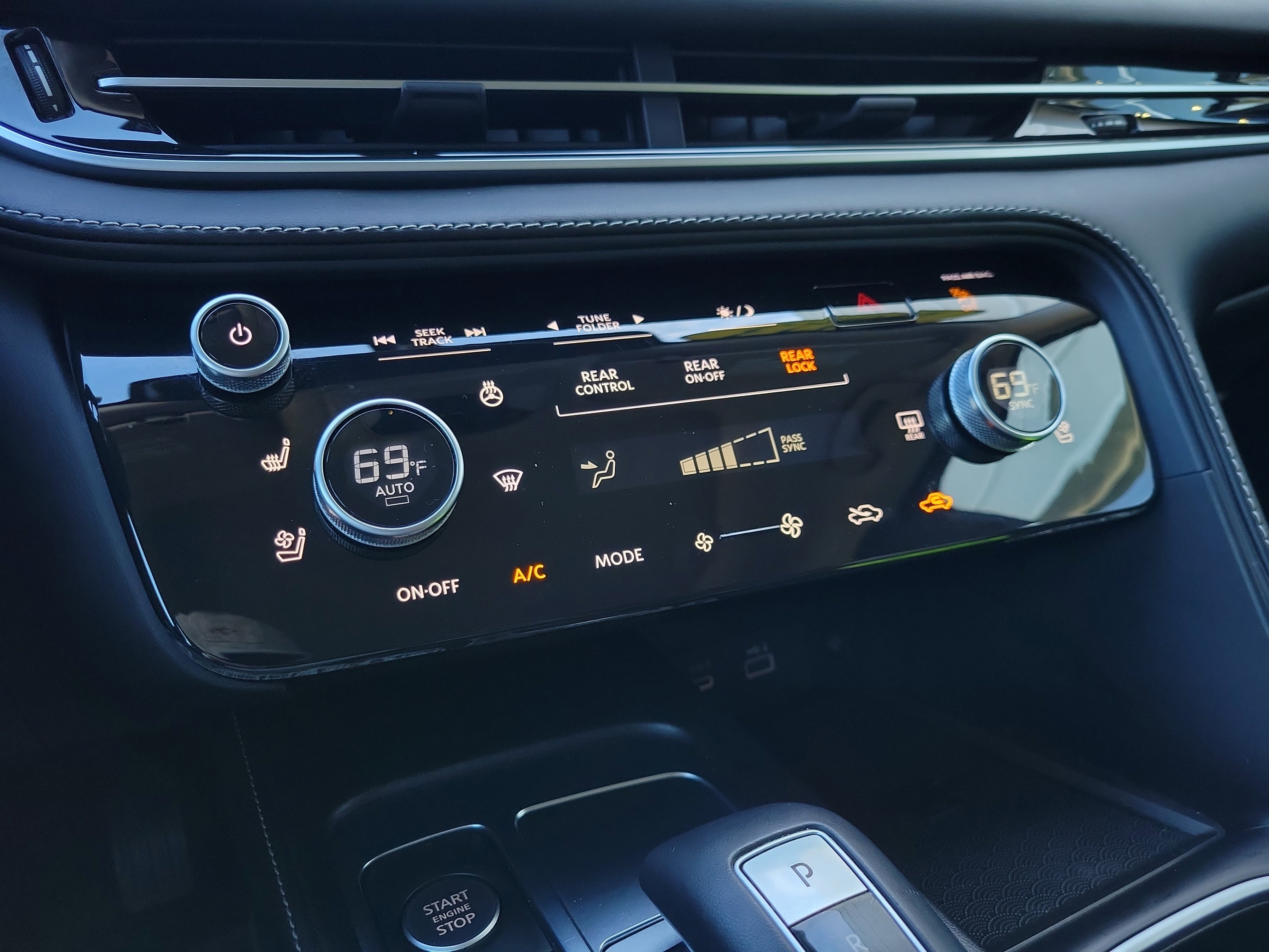 Certified 2023 INFINITI QX60 Luxe w/ Cargo Package image 25