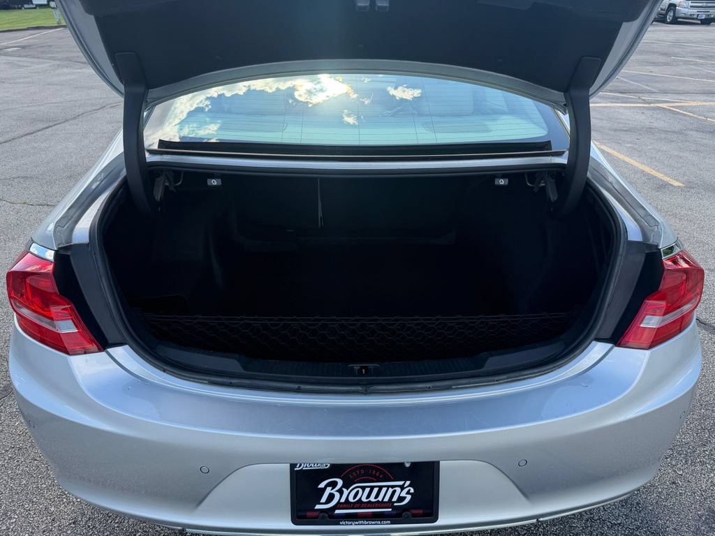 Used 2018 Buick LaCrosse Premium w/ Sights and Sounds Package FWD image 9