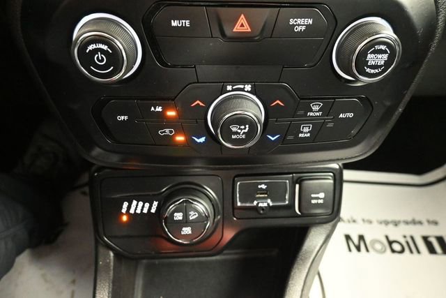 Used 2018 Jeep Renegade Trailhawk w/ Cold Weather Group II AWD/4WD image 45