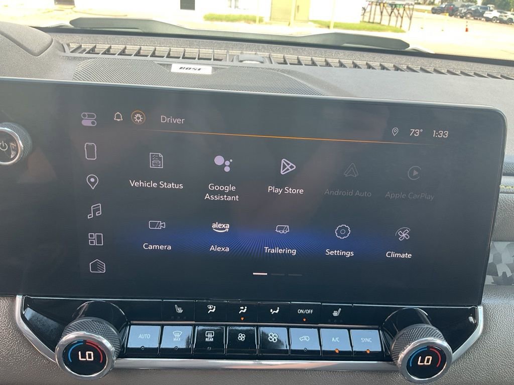 Used 2024 Chevrolet Colorado ZR2 w/ Technology Package image 15