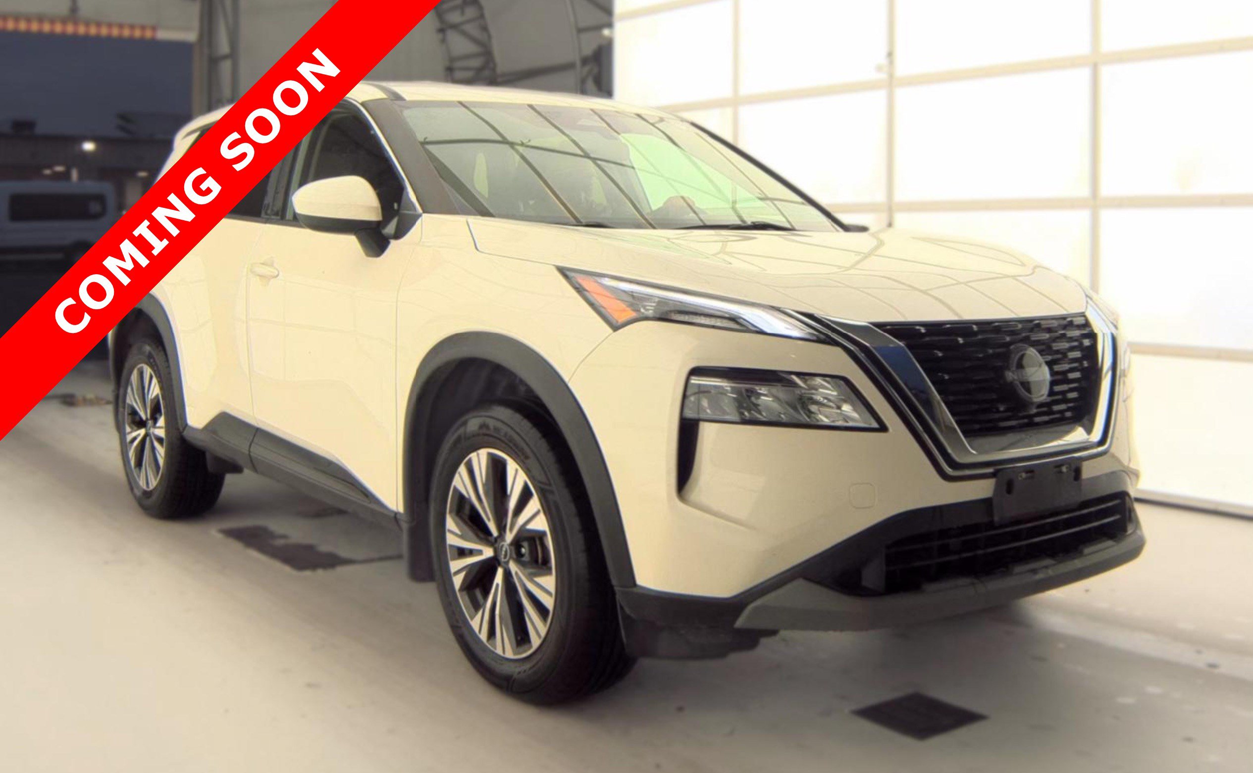 Used 2023 Nissan Rogue SV AWD/4WD image 3