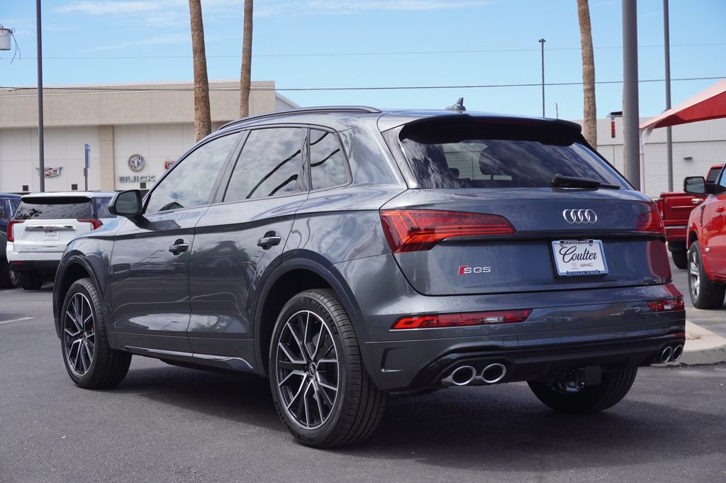 Used 2021 Audi SQ5 Premium Plus w/ Premium Plus Package AWD/4WD image 3