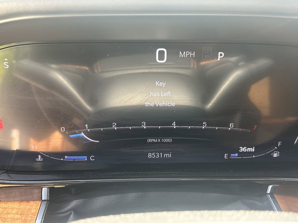 Used 2025 Jeep Grand Wagoneer L Series III w/ Rear Seat Video Group 1 image 29