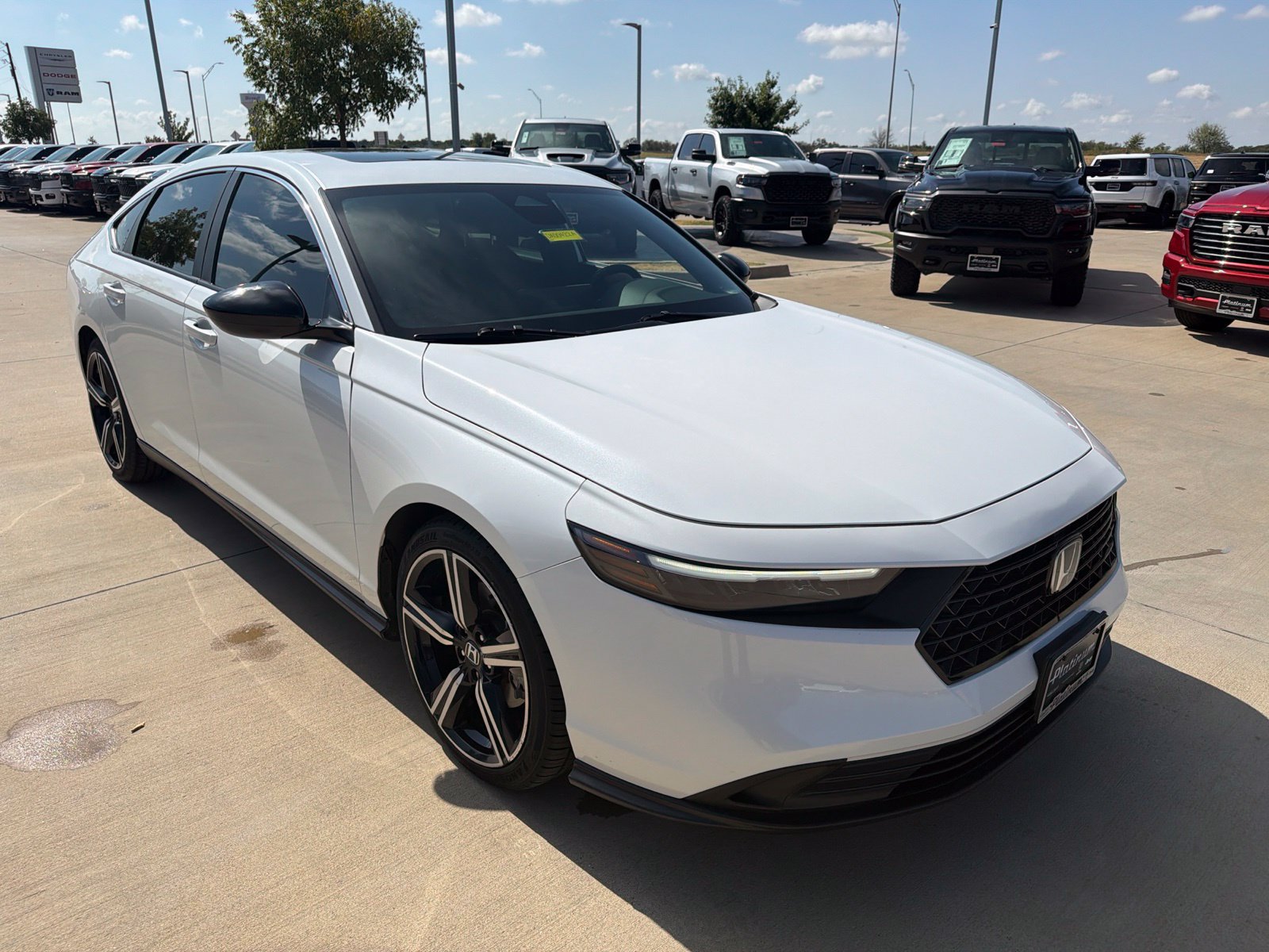 Used 2024 Honda Accord Sport image 7