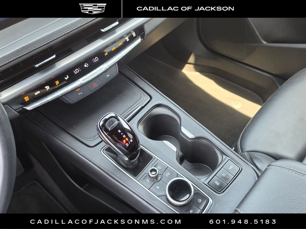 Certified 2025 Cadillac XT4 Premium Luxury AWD/4WD image 16