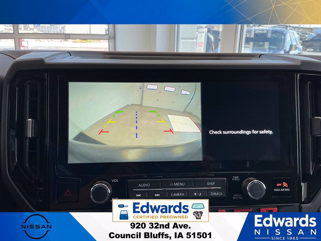 Used 2025 Nissan Frontier PRO-4X AWD/4WD image 25
