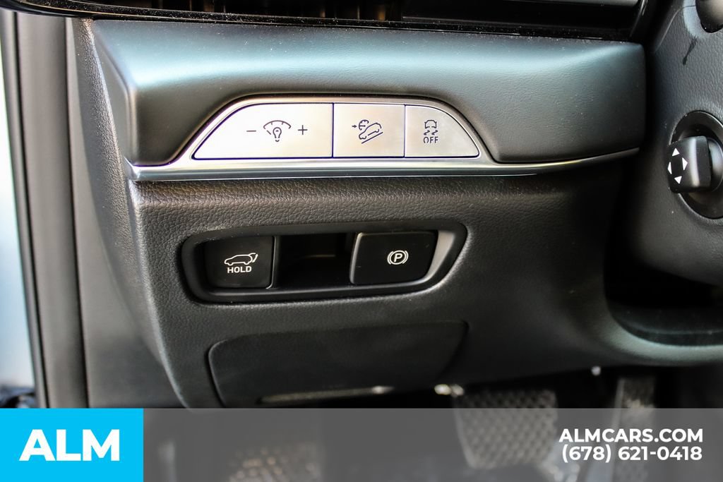 Used 2025 Genesis GV80 2.5T Standard AWD/4WD image 31