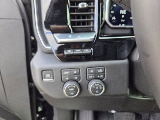 New 2026 Chevrolet Silverado 1500 High Country AWD/4WD image 15