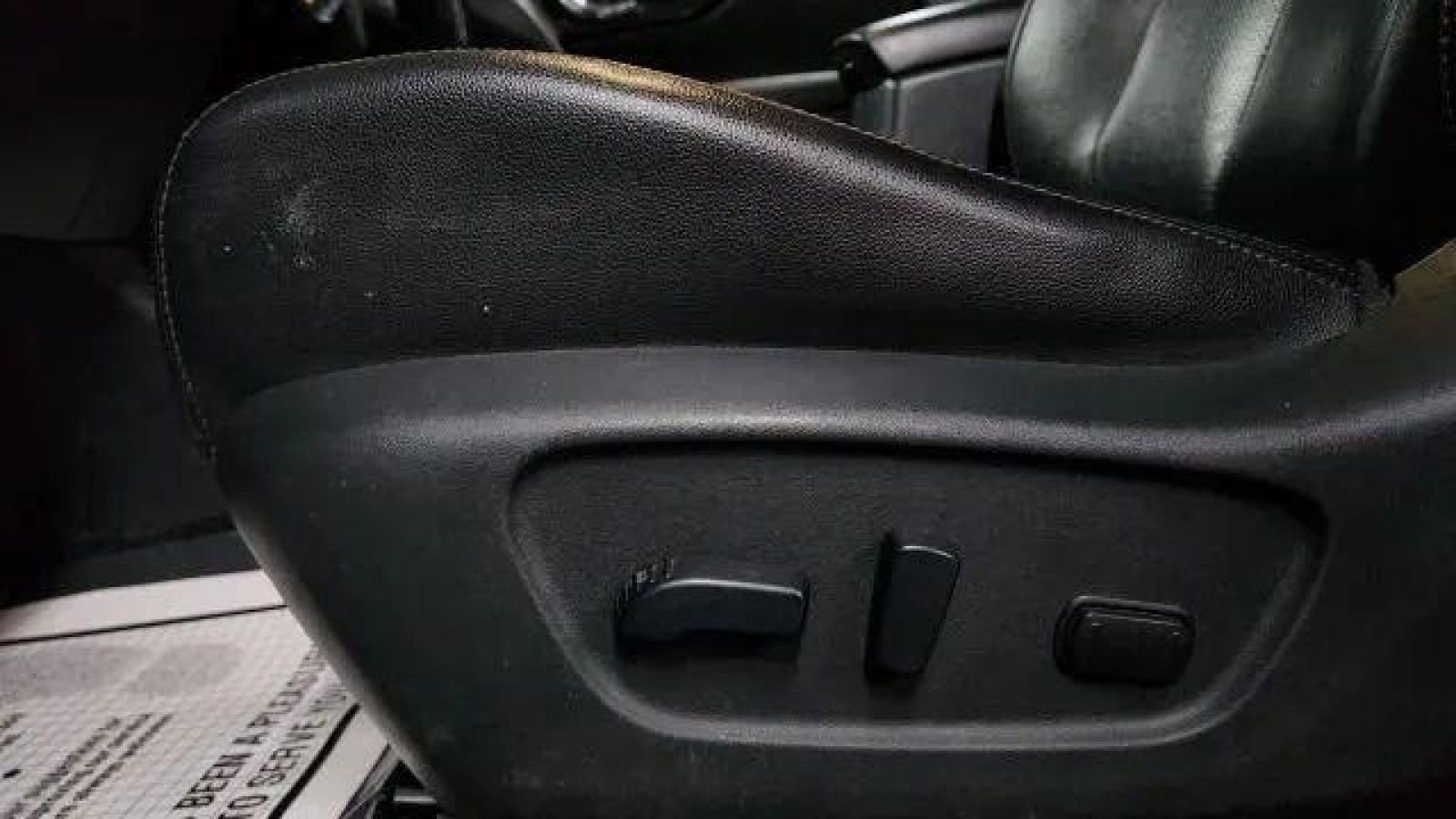 Used 2019 Nissan Rogue SL image 12