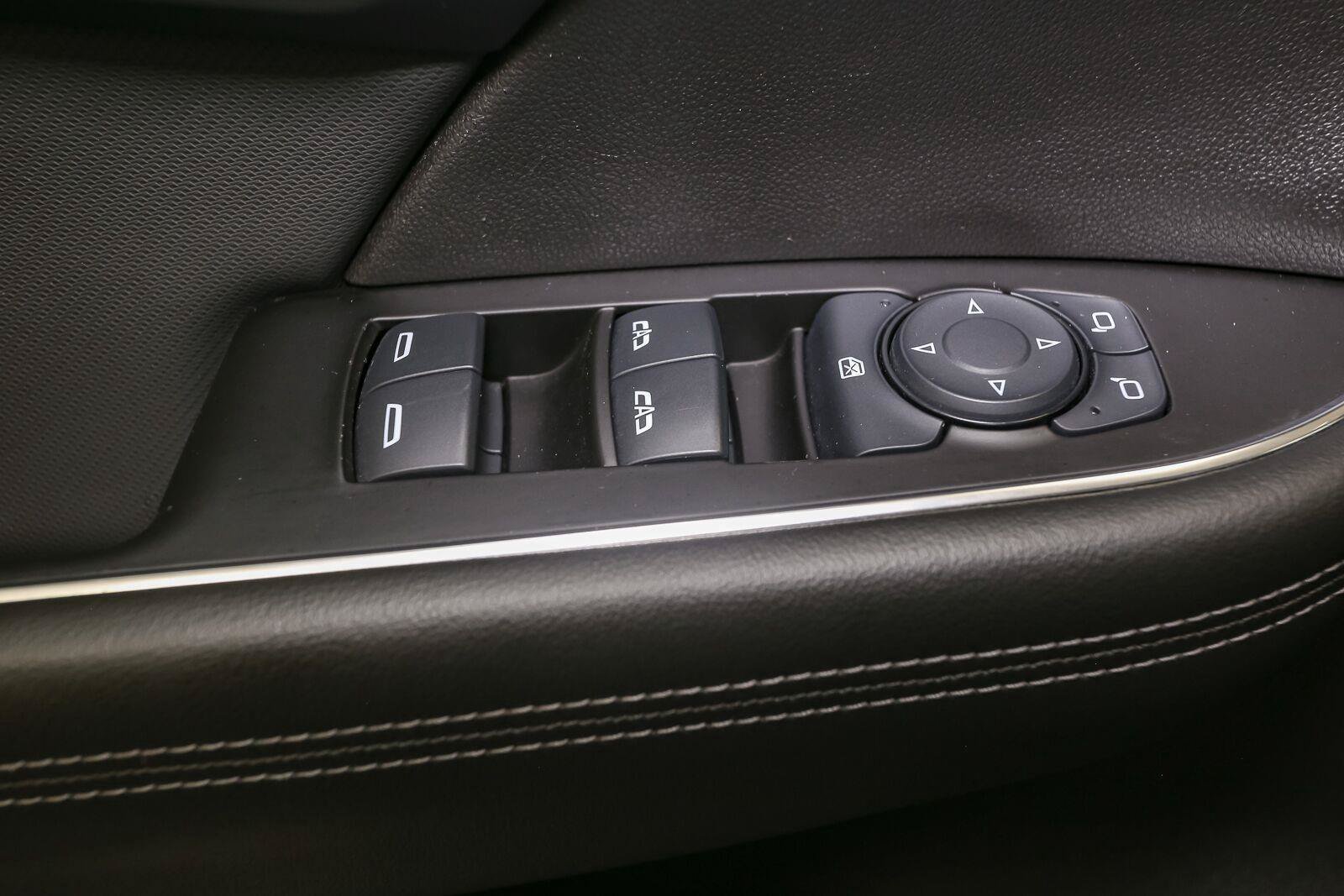 Used 2024 Buick Envision Preferred AWD/4WD image 40