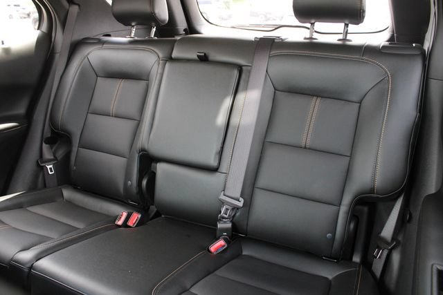 Used 2024 Chevrolet Equinox Premier AWD/4WD image 23