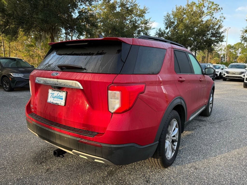 Used 2021 Ford Explorer XLT w/ Equipment Group 202A image 6