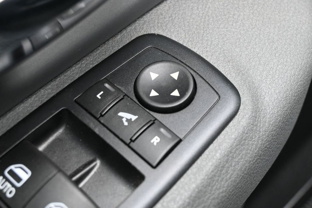 Used 2016 RAM 2500 Big Horn AWD/4WD image 13
