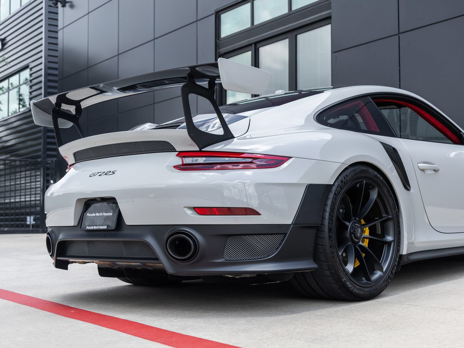 Certified 2019 Porsche 911 GT2 RS RWD image 20