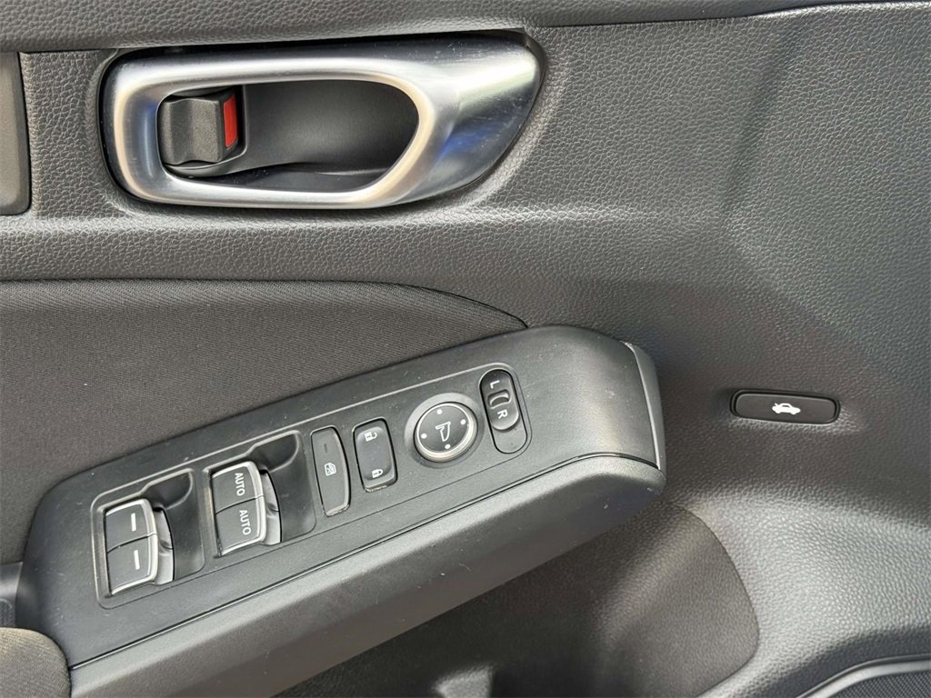 Used 2022 Honda Civic Sport image 10