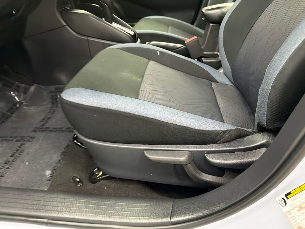 Used 2024 Nissan Versa SV w/ Trunk Package image 10