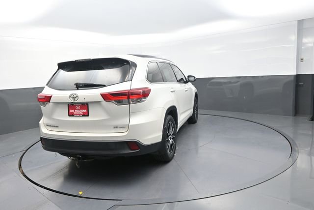 Used 2018 Toyota Highlander SE AWD/4WD image 72