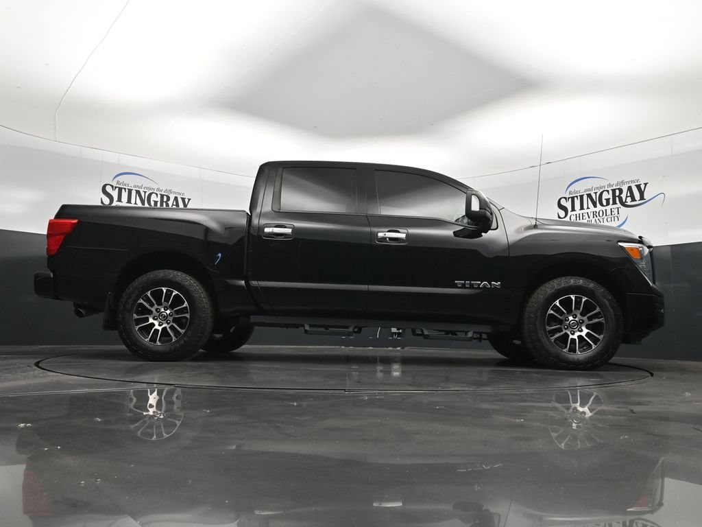 Used 2021 Nissan Titan SV w/ SV Convenience Package AWD/4WD image 33