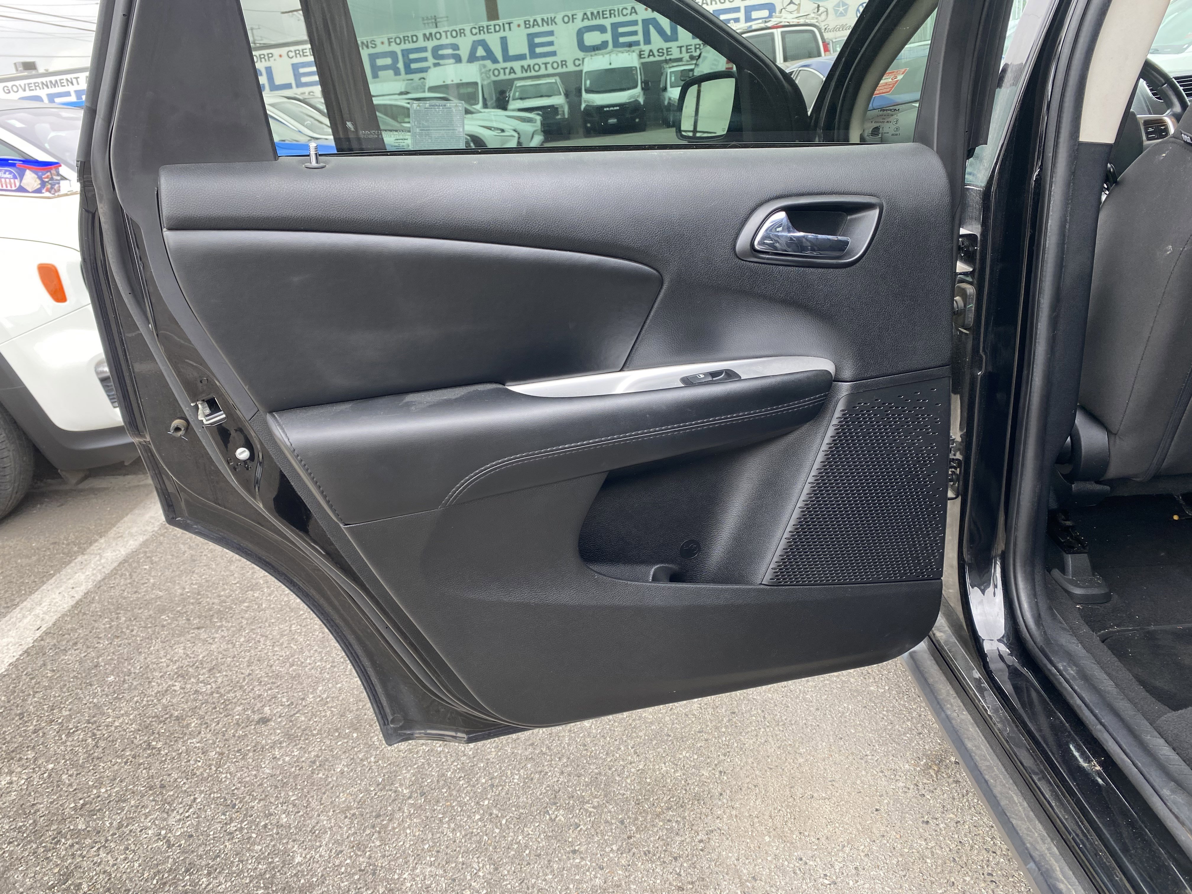 Used 2018 Dodge Journey SXT w/ Connectivity Group image 14