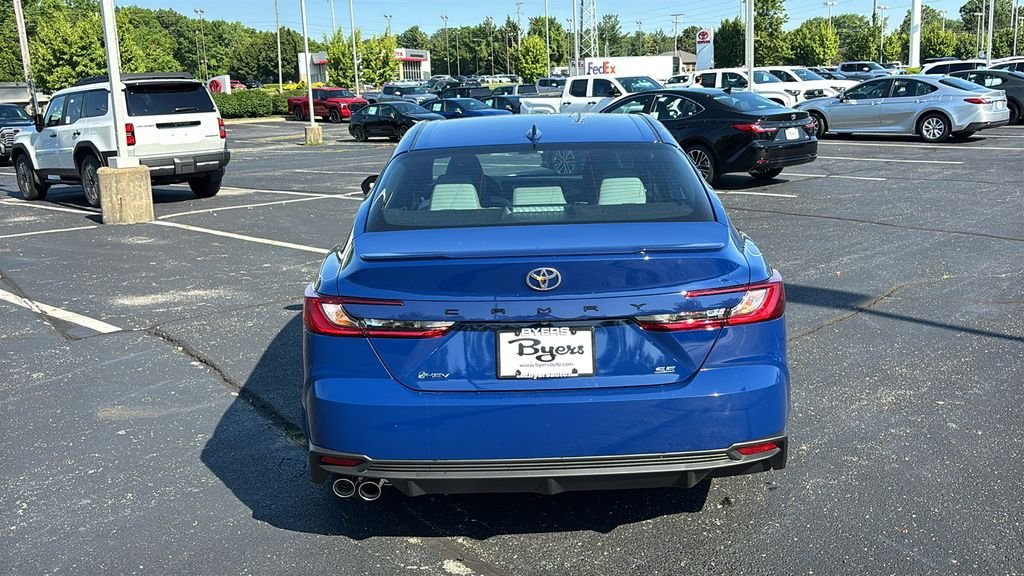 New 2026 Toyota Camry SE w/ Convenience Package FWD image 31