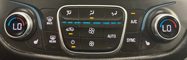 Used 2018 Chevrolet Equinox LT image 31