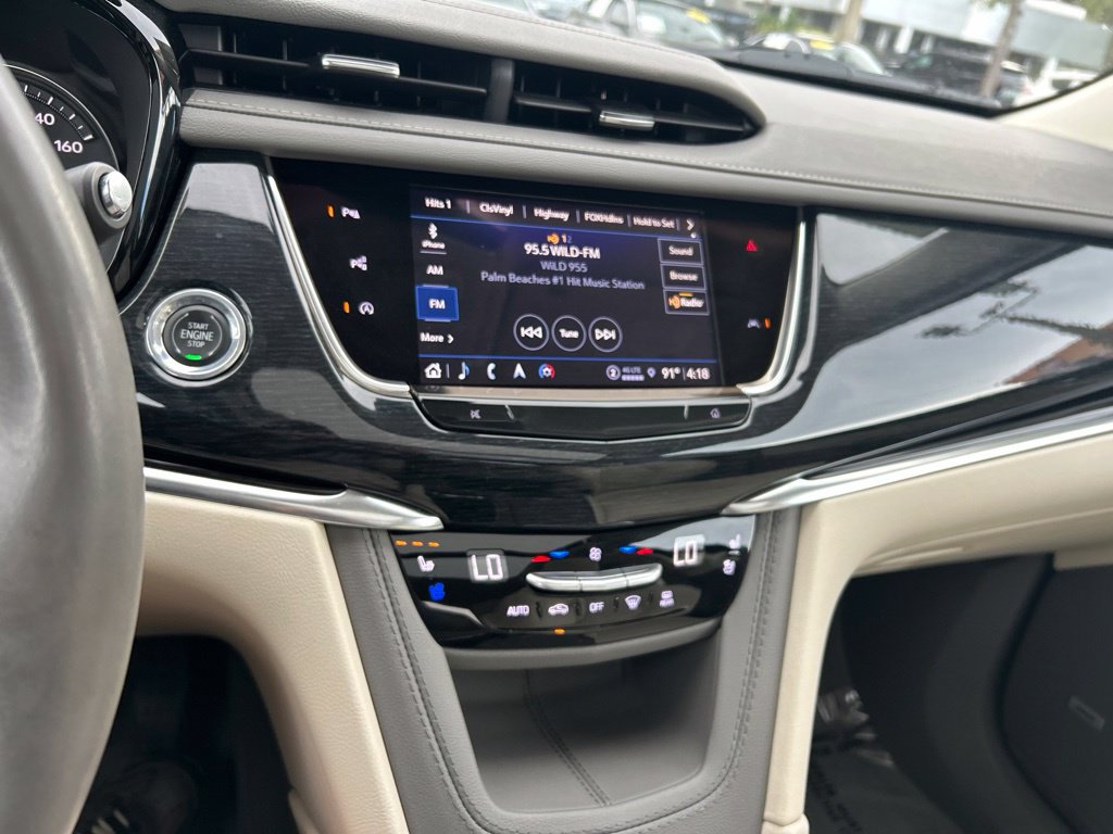 Used 2024 Cadillac XT6 Premium Luxury w/ Technology Package FWD image 35