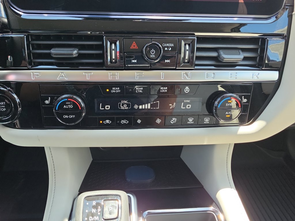 New 2026 Nissan Pathfinder SL FWD image 16
