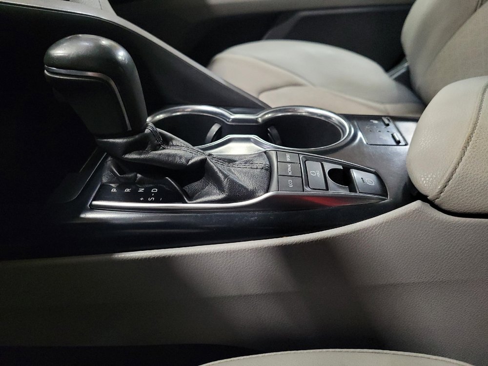 Used 2018 Toyota Camry XSE w/ Audio Package FWD image 26