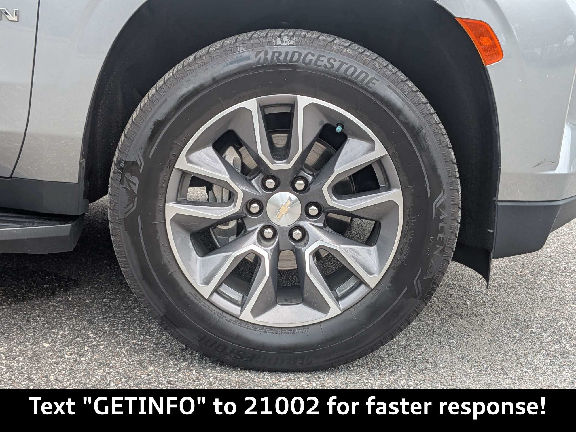 Used 2023 Chevrolet Suburban LS RWD image 13