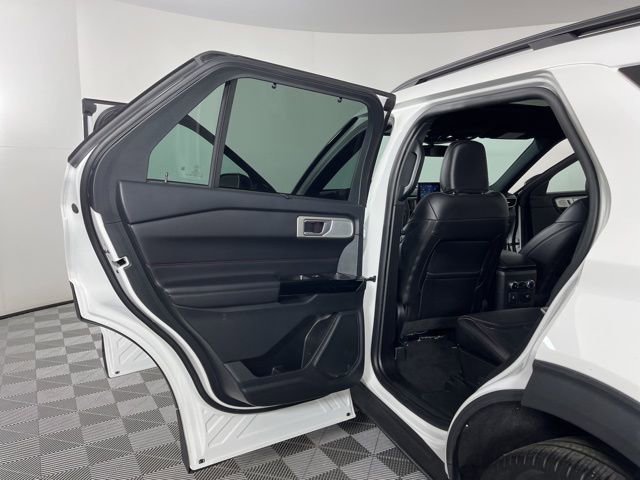 Used 2024 Ford Explorer ST w/ Equipment Group 401A image 43