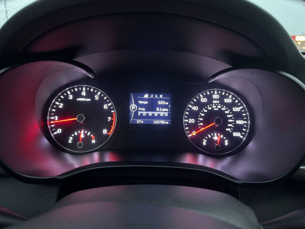 Used 2018 Kia Optima LX image 27