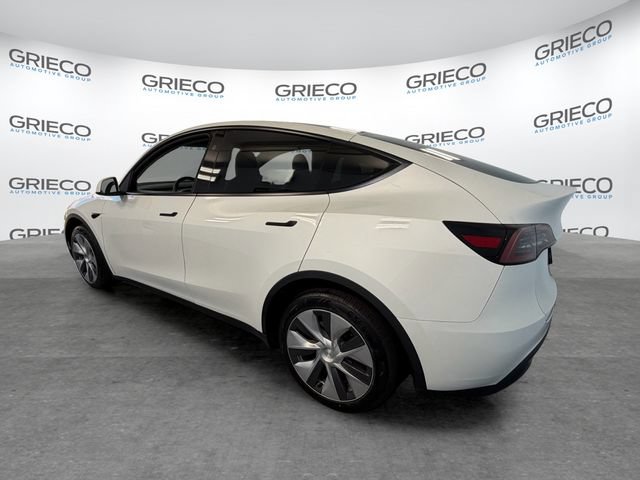 Used 2023 Tesla Model Y Long Range AWD/4WD image 9