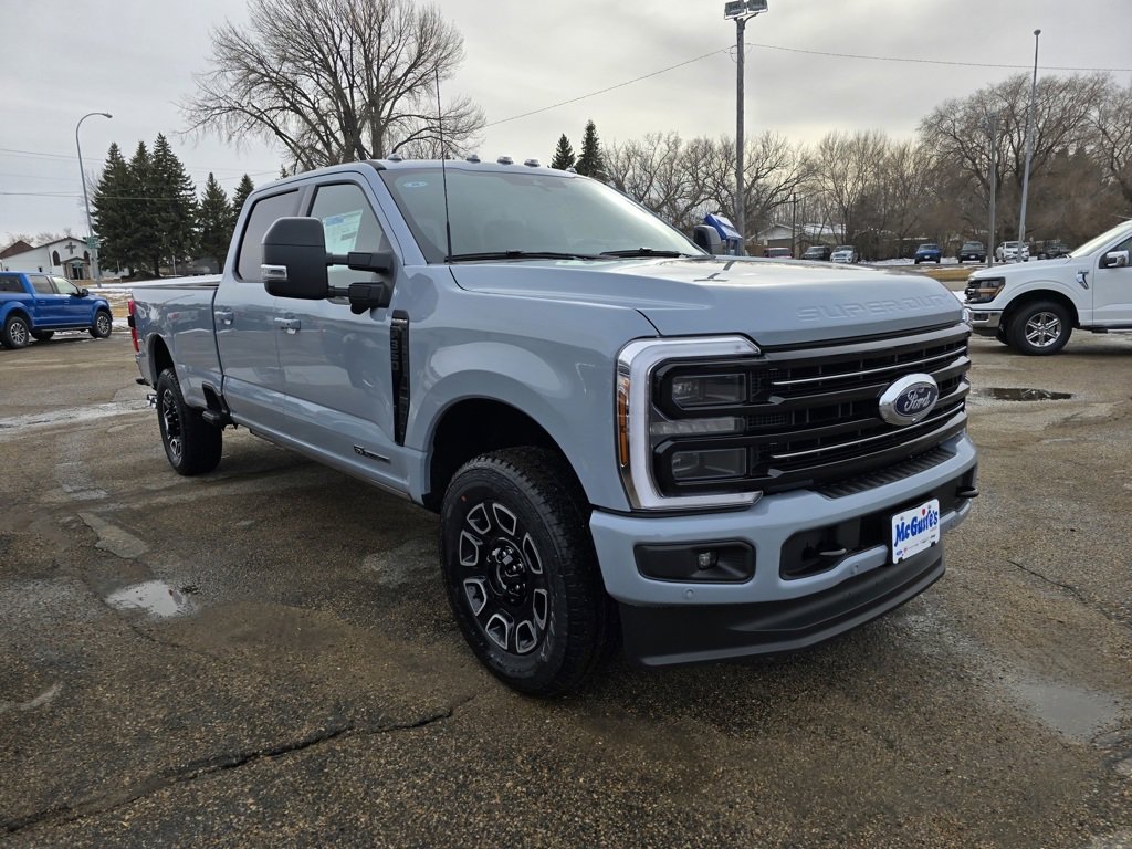 New 2025 Ford F350 Platinum w/ FX4 Off-Road Package image 4