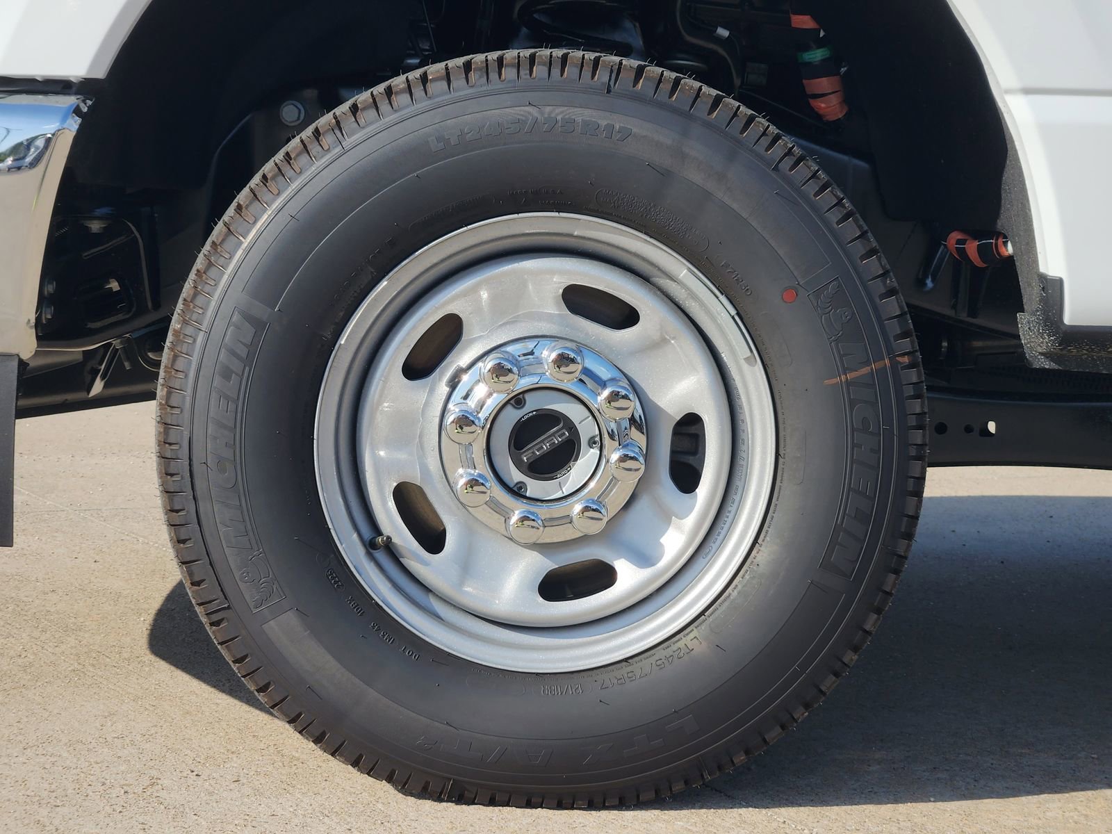 New 2025 Ford F250 XL w/ FX4 Off-Road Package image 8