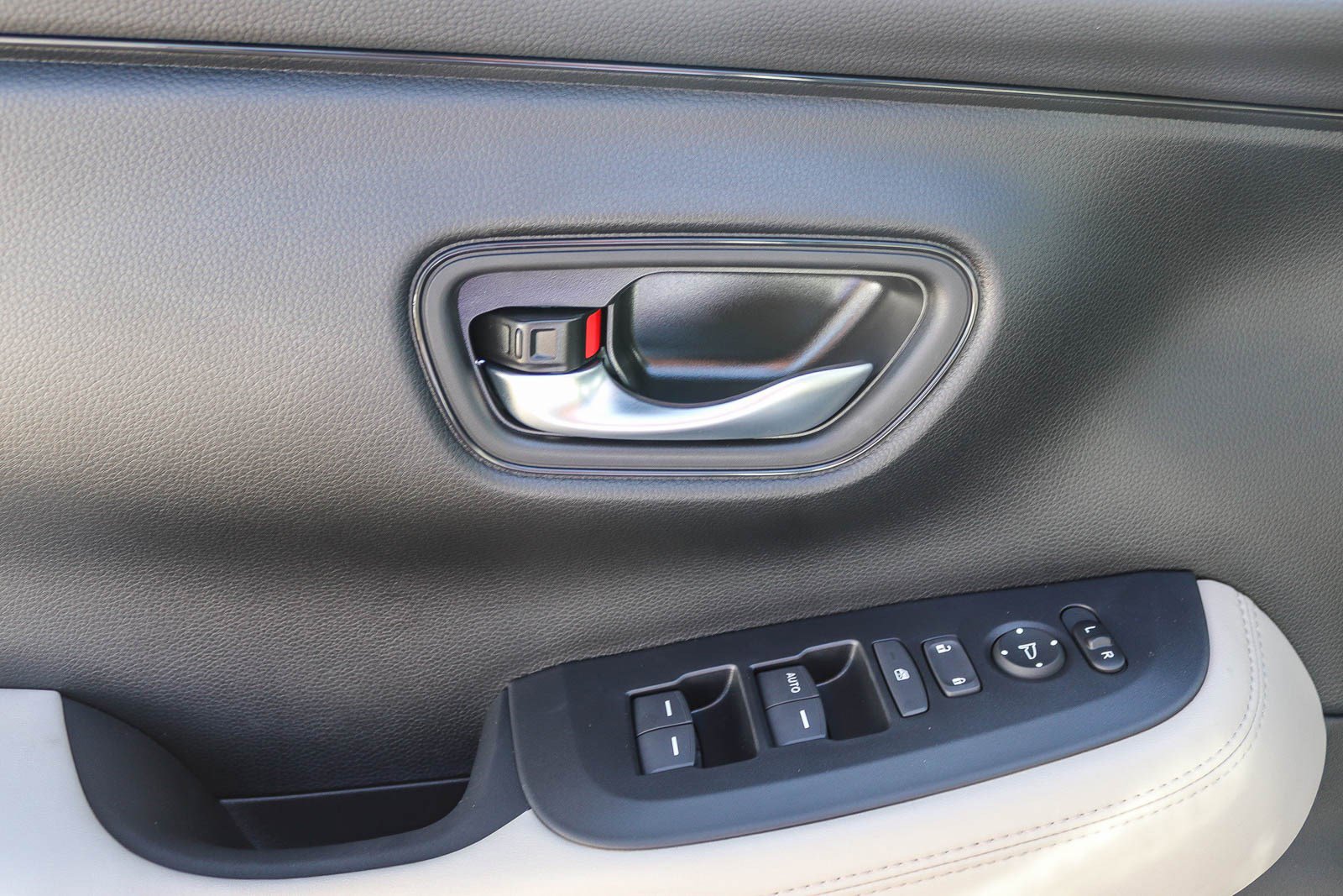 New 2026 Honda HR-V LX image 22