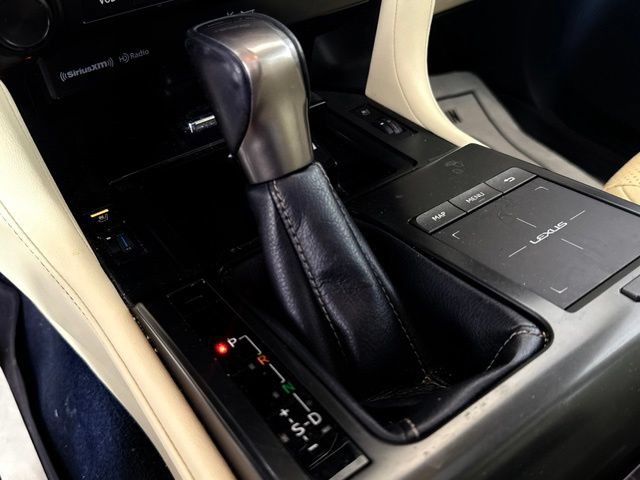Used 2022 Lexus GX 460 Luxury w/ Sport Design Package AWD/4WD image 29