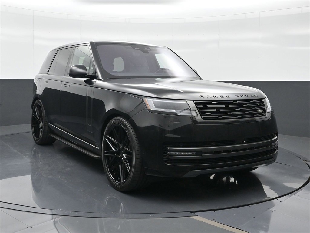 Used 2023 Land Rover Range Rover SE image 13