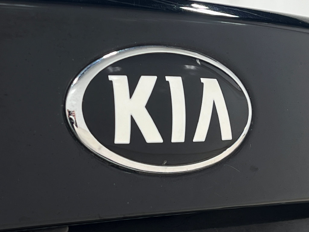 Used 2018 Kia Optima EX w/ Technology Package FWD image 41