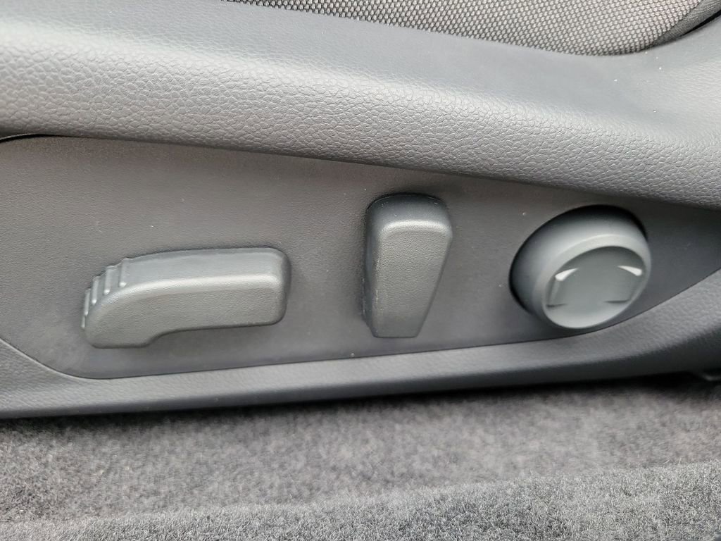 New 2026 Subaru Crosstrek 2.0i Premium AWD/4WD image 17