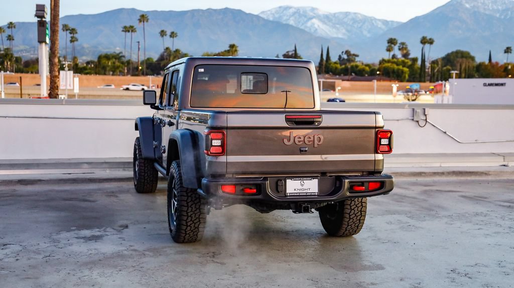 New 2026 Jeep Gladiator Rubicon w/ Steel Power Dome Hood Package AWD/4WD image 7