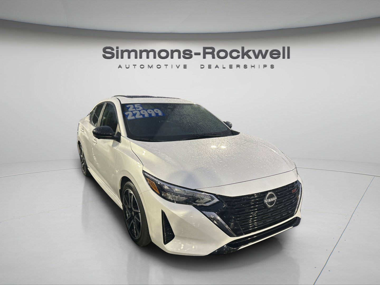 Used 2025 Nissan Sentra SR w/ SR Premium Package image 3