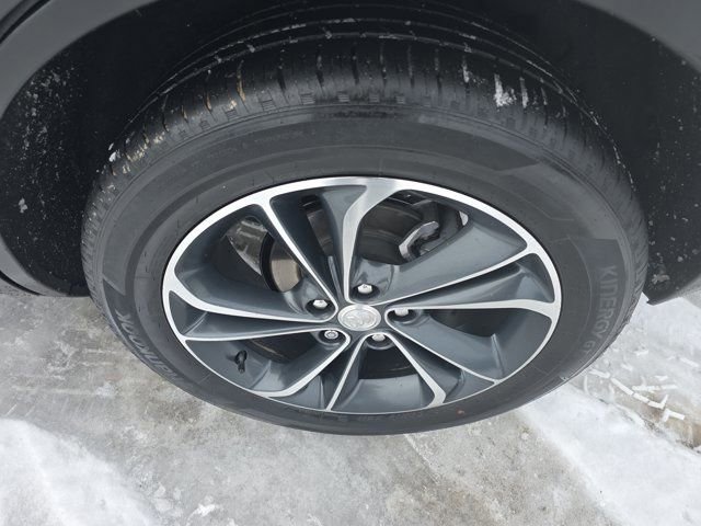 Used 2023 Buick Encore GX Select image 11