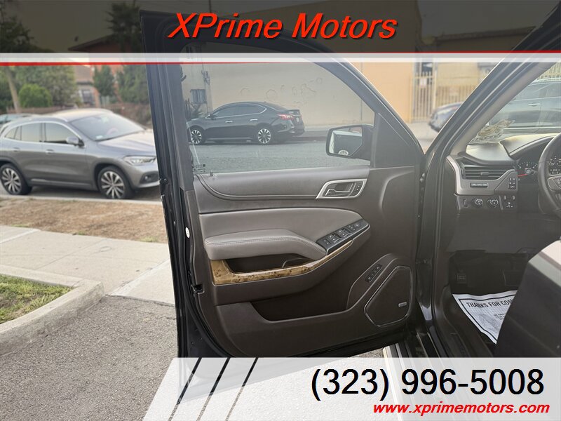 Used 2017 GMC Yukon XL Denali w/ Open Road Package AWD/4WD image 17